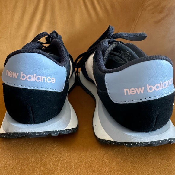 New Balance Black and Beige Casual Sneakers - Picture 3 of 6